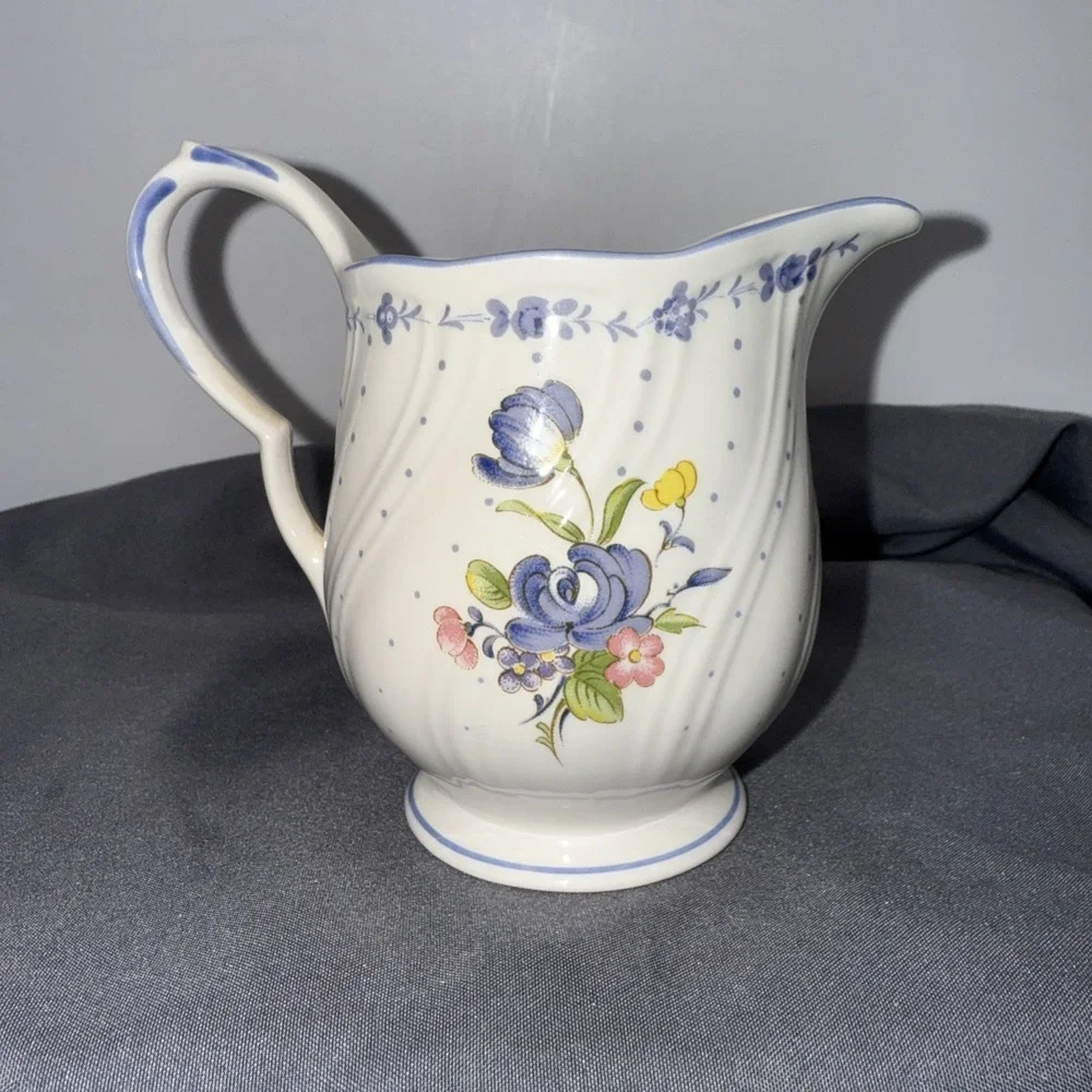 Nikko Blue Peony Creamer Cream Pitcher Japan Microwave And Dishwasher Safe EUC